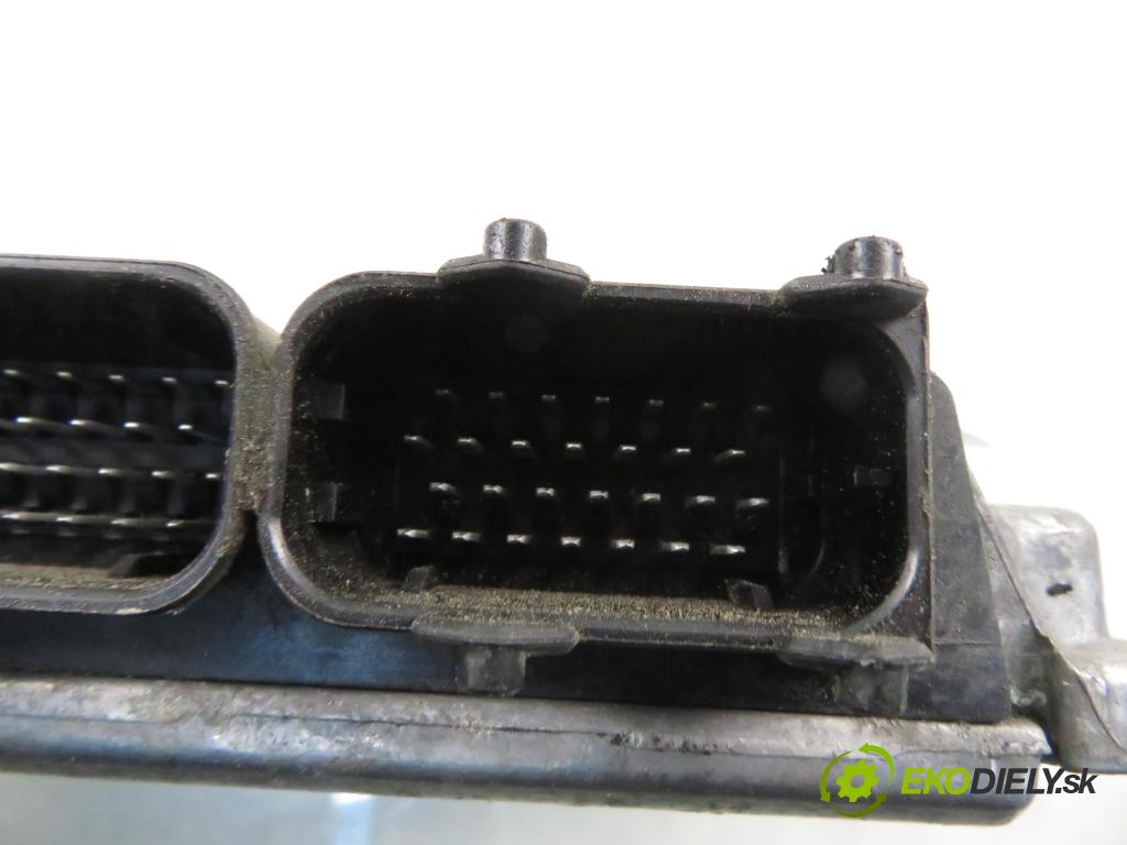 VW FOX (5Z1, 5Z3) HB 2006 55,00 1.4 - BKR 1390,00 Riadiaca jednotka Motor 030906034S ; IAW4EVAR