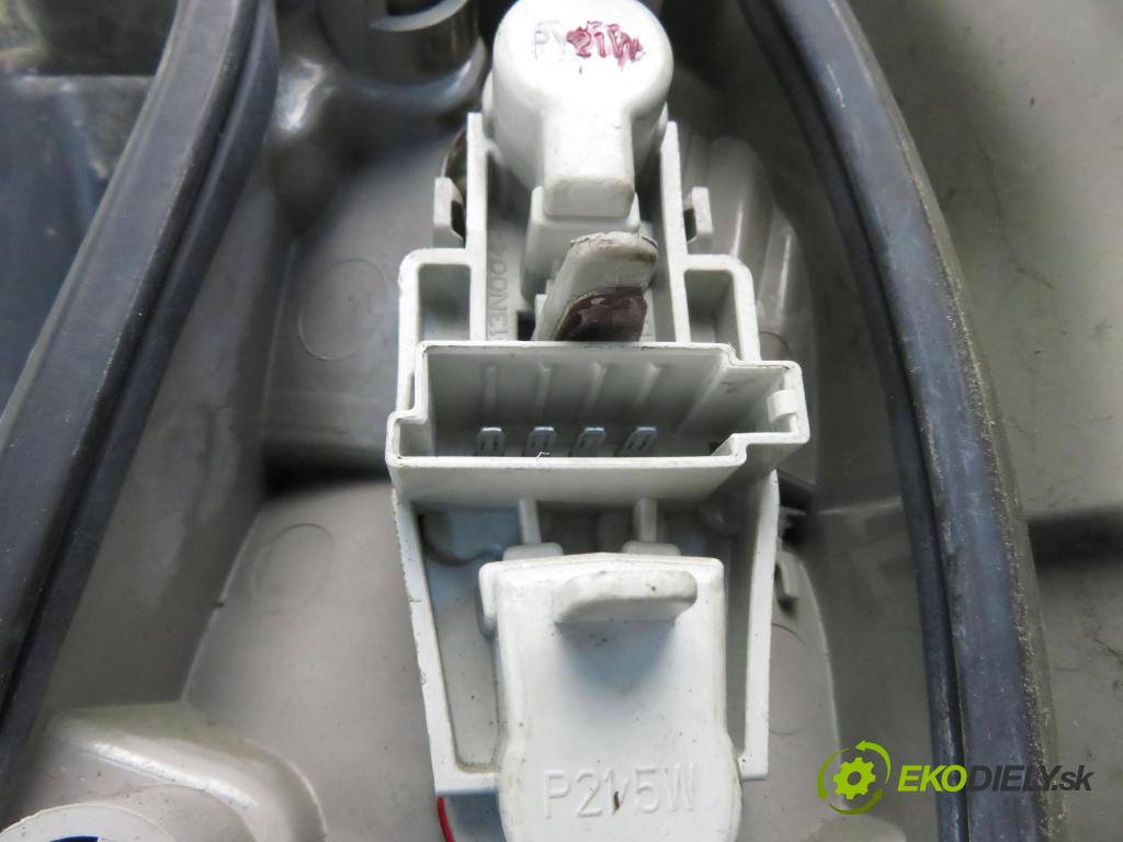 FORD MONDEO IV Turnier (BA7) KOMBI 2007 103,00 2.0 TDCi - QXBA 1997,00 Svetlo ľavé zadné 7S7113405B