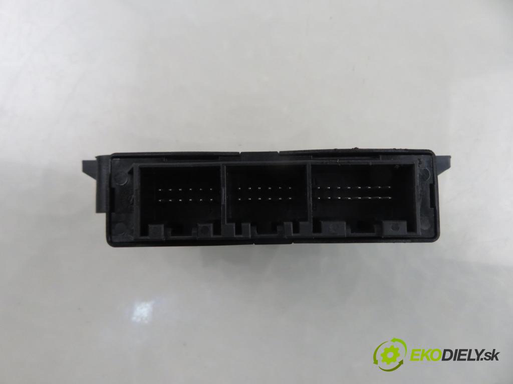 FORD MONDEO IV Turnier (BA7) KOMBI 2007 103,00 2.0 TDCi - QXBA 1997,00 MODUL 7G9215K866AE