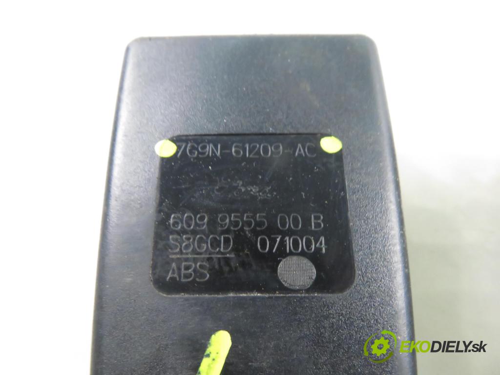 FORD MONDEO IV Turnier (BA7) KOMBI 2007 103,00 2.0 TDCi - QXBA 1997,00 zapínače pásov predný 7G9N61209AC