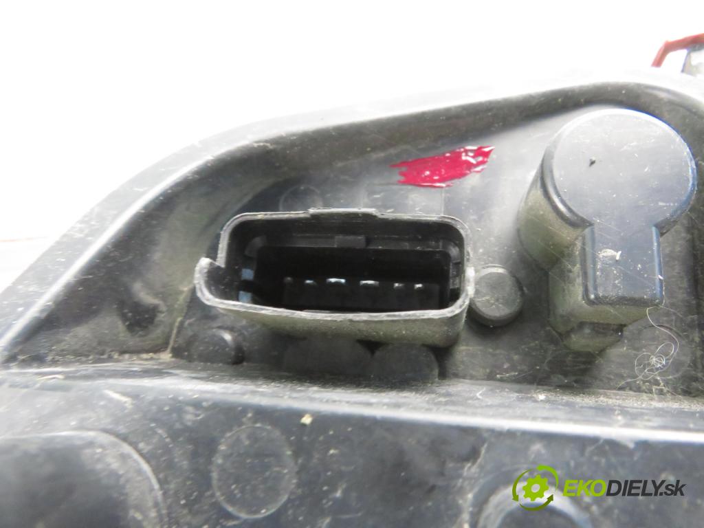 RENAULT CLIO III (BR0/1, CR0/1) HB 2006 63,00 1.5 dCi 86 - K9K 766 1461,00 světlo levé zadní