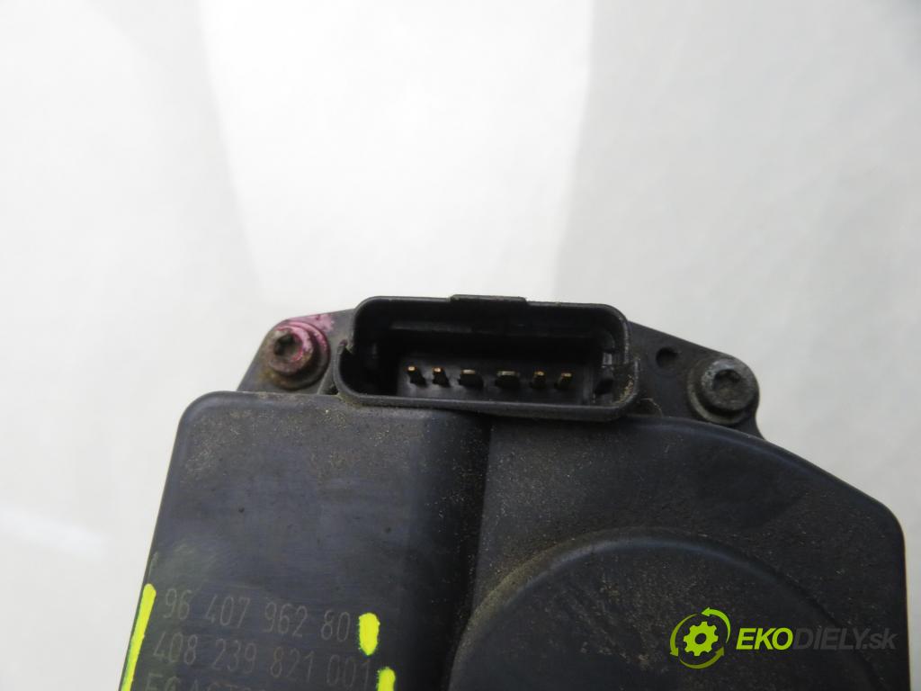 PEUGEOT 206 liftback (2A/C) HB 2006 55,00 1.4 75 - KFW 1360,00 Škrtiaca klapka 9640796280 ; 408239821001 (Škrtiaca klapka)