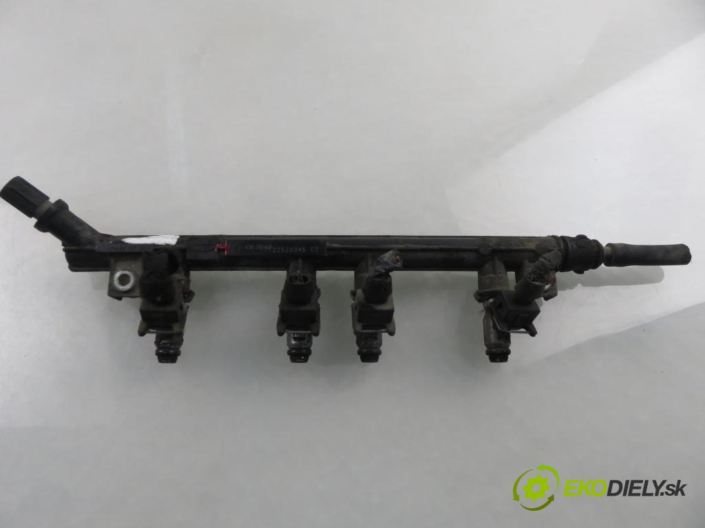 FIAT GRANDE PUNTO (199_) HB 2012 57,00 1.4 - 350 A1.000 1368,00 lišta vstřikovací  (Vstřikovací lišta)