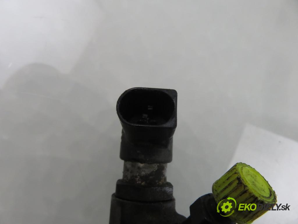 CITROEN C5 II (RC_) LIFTBACK 2006 100,00 2.0 HDi 136 - RHR (DW10BTED4) 1997,00 vstřikovač 9657144580 (Vstřikovač paliva)