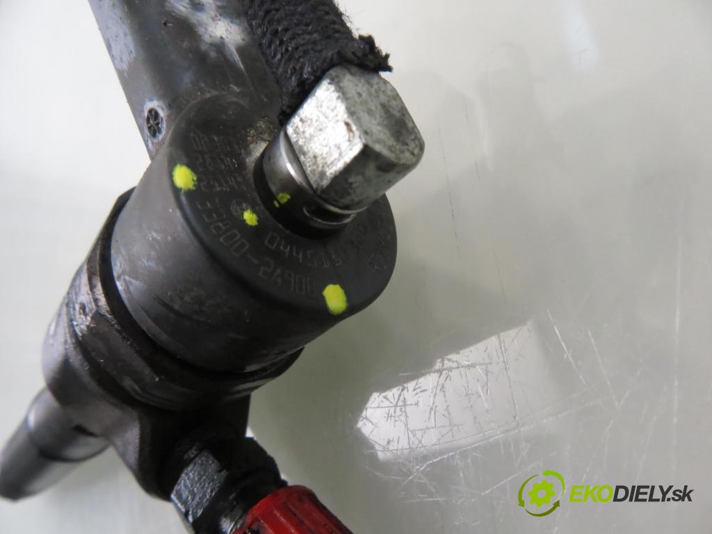 HYUNDAI i30 Kombi (FD) KOMBI 2010 85,00 1.6 CRDi 116 - D4FB 1582,00 vstrekovač 0445110320 ; 338002A900 (Vstrekovač paliva)