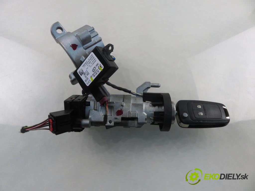 OPEL INSIGNIA A (G09) LIFTBACK 2009 96,00 2.0 CDTI (68) - A 20 DTJ 1956,00 spinačka 25799293 ; F00HJ00363 (Spínacia skrinka)