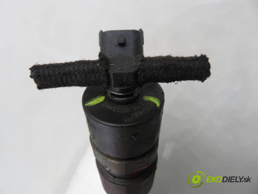 OPEL VECTRA C Kombi (Z02) KOMBI 2005 88,00 1.9 CDTI - Z 19 DT 1910,00 vstřikovač 0445110165 (Vstřikovač paliva)