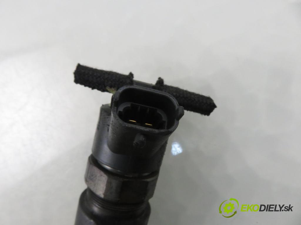 OPEL VECTRA C Kombi (Z02) KOMBI 2005 88,00 1.9 CDTI - Z 19 DT 1910,00 vstřikovač 0445110165 (Vstřikovač paliva)