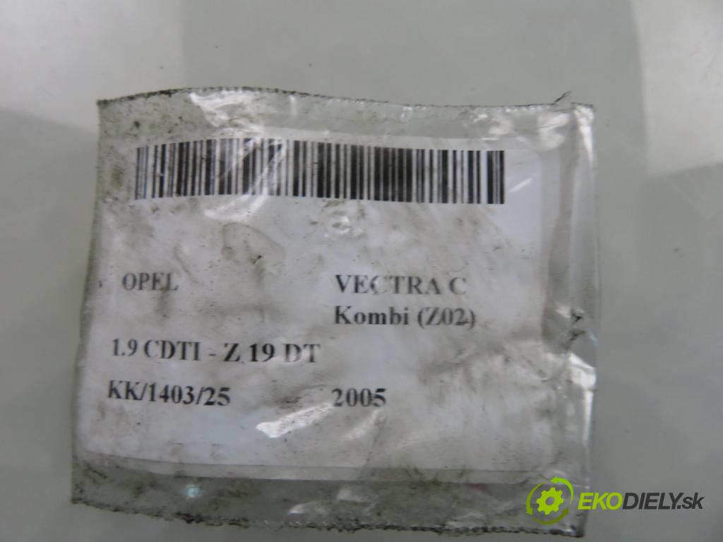 OPEL VECTRA C Kombi (Z02) KOMBI 2005 88,00 1.9 CDTI - Z 19 DT 1910,00 vstřikovač 0445110165 (Vstřikovač paliva)