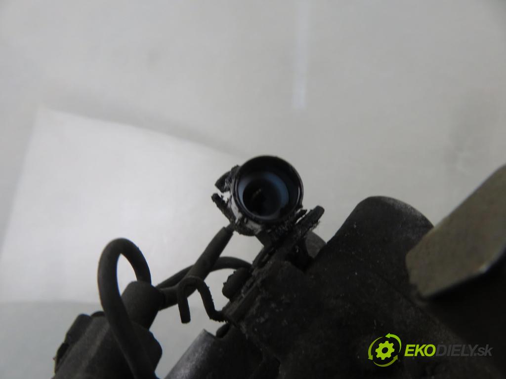 SUZUKI SX4 (EY, GY) CROSSOVER 2008 79,00 1.6 VVT 4x4 (RW 416) 107 - M16A 1586,00 KOMPRESOR: klimatizace AKC201A083A ; MSC60CAS (Kompresor klimatizace)