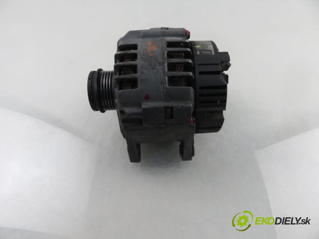 AUDI A4 (8D2, B5) SEDAN 2000 66,00 1.9 TDI - AHU 1896,00 Alternátor 028903029E (Alternátor)