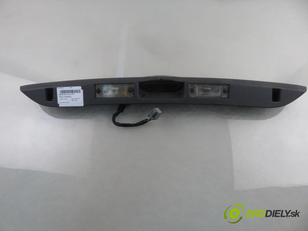 CHRYSLER VOYAGER IV (RG, RS) MINIVAN 2001 0,00 3.3 AWD - EGA 3301,00 Zadné čelo dverí kufor 04894022AC