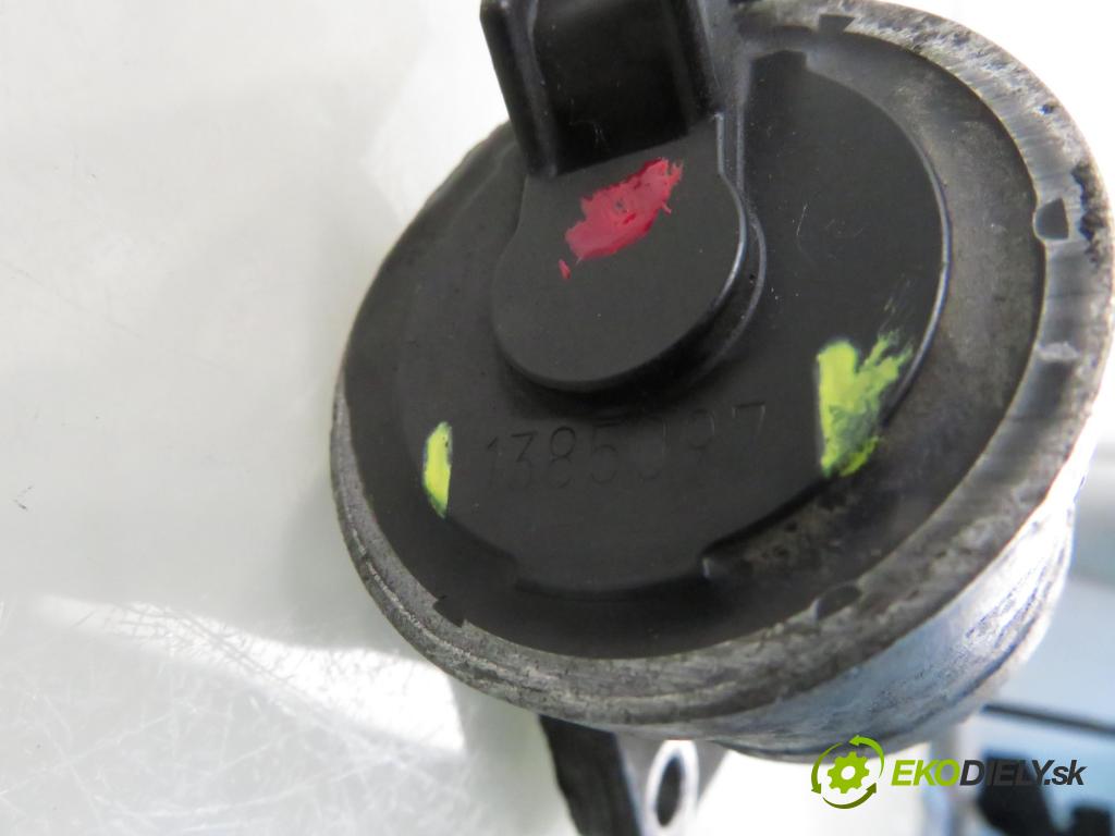 VOLVO V40 Kombi (645) KOMBI 2001 80,00 1.6 - B 4164 S2 1587,00 Motorček krokový 1385097 (Motorček krokový)