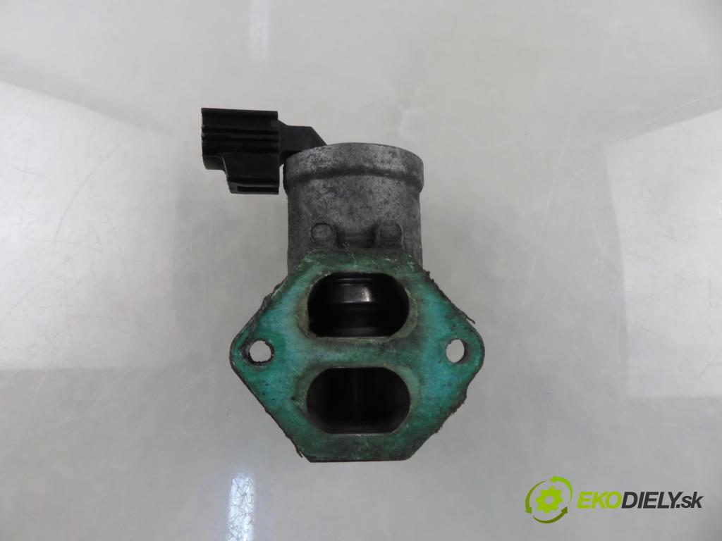 VOLVO V40 Kombi (645) KOMBI 2001 80,00 1.6 - B 4164 S2 1587,00 Motorček krokový 1385097 (Motorček krokový)