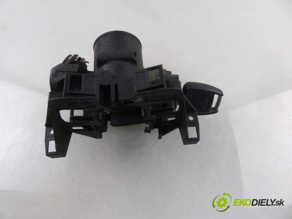 OPEL ZAFIRA A Nadwozie Wielkopojemne (MPV) (T98)  MINIVAN 2000 60,00 2.0 DI 16V - X 20 DTL 1995,00 spinačka 24418927 ; 5WK4763 (Spínacia skrinka)