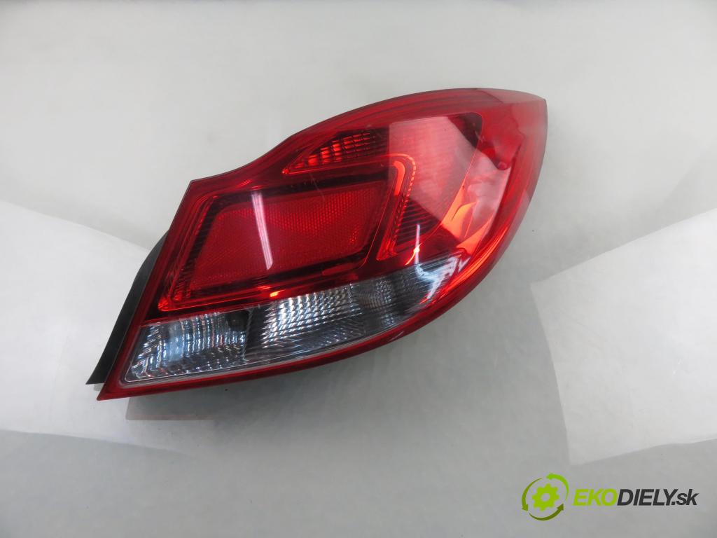OPEL INSIGNIA A (G09) LIFTBACK 2009 96,00 2.0 CDTI (68) - A 20 DTJ 1956,00 Svetlo pravé zadné