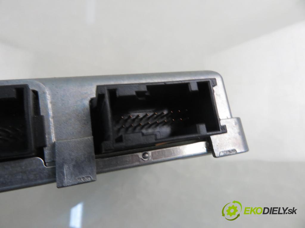 OPEL INSIGNIA A (G09) LIFTBACK 2009 96,00 2.0 CDTI (68) - A 20 DTJ 1956,00 MODUL BLUETOOTH 13334027