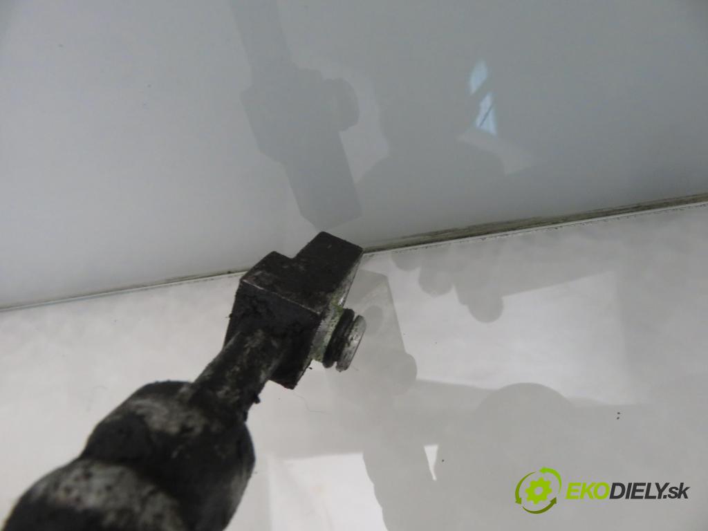 SUZUKI GRAND VITARA II (JT, TE, TD) SUV 2010 95,00 1.9 DDiS 129 - F9Q B 264 1870,00 rúrka klimatizácie