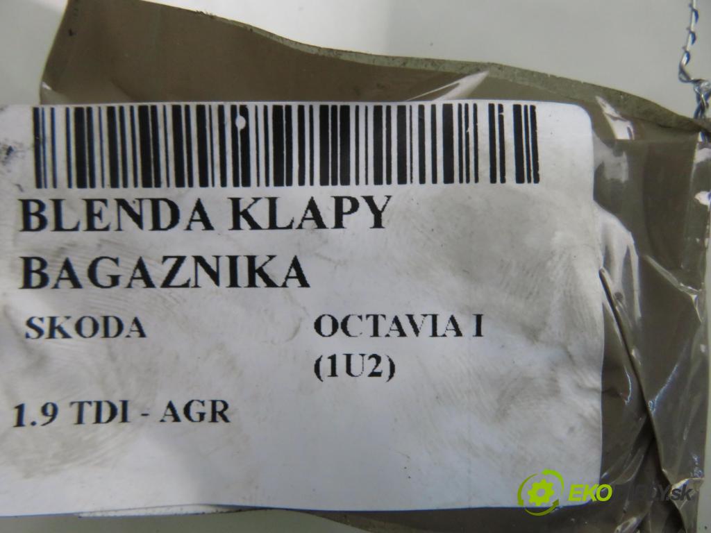 SKODA OCTAVIA I (1U2) LIFTBACK 1997 66,00 1.9 TDI 90- AGR 1896,00 Zadné čelo dverí kufor 1U6827574
