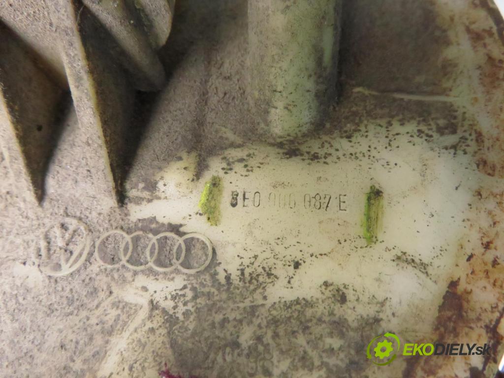 AUDI A6 (4B2, C5) SEDAN 1999 142,00 2.8 quattro - ACK 2771,00 Pumpa paliva 8E0906087E ; 4B0201318B ; 4B0201317A