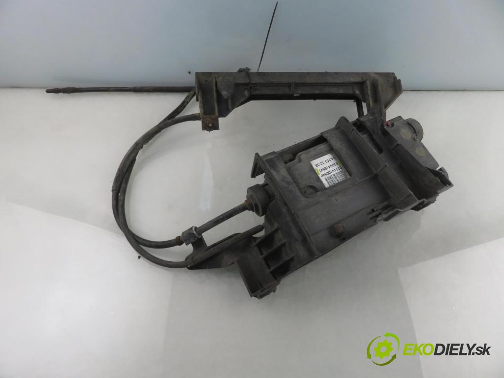 RENAULT SCENIC II (JM0/1_) MINIVAN 2004 83,00 1.6 (JM0C, JM0J, JM1B) - K4M 782 1598,00 BRZDA: ručny elektrický 8200418647