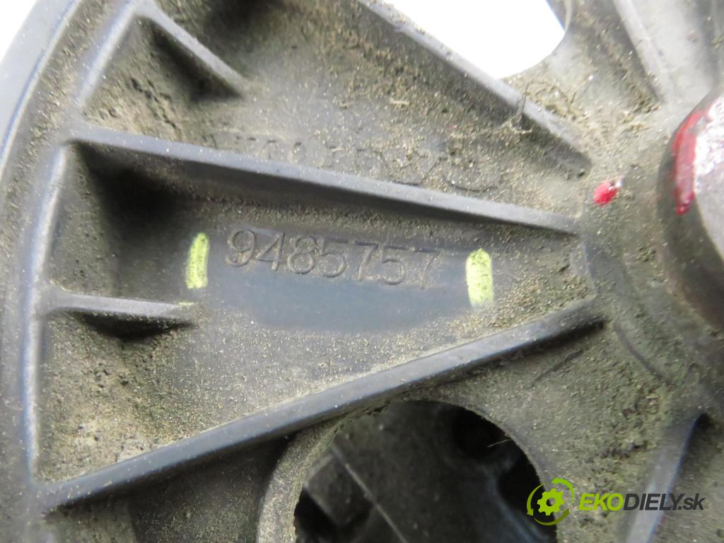 VOLVO V40 Kombi (645) KOMBI 2001 80,00 1.6 - B 4164 S2 1587,00 Pumpa servočerpadlo 9485757 (Servočerpadlo)