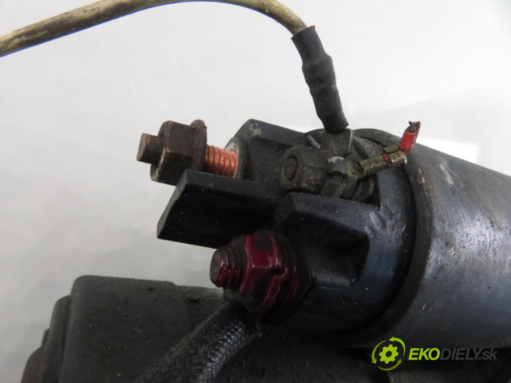 RENAULT CLIO III (BR0/1, CR0/1) HB 2006 63,00 1.5 dCi 86 - K9K 766 1461,00 startér M000T87881 ; 8200306595 (Startér)