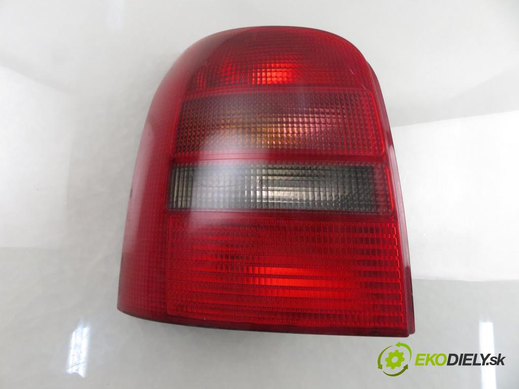 AUDI A4 Avant (8D5, B5) KOMBI 1997 81,00 1.9 TDI - AFN 1896,00 Svetlo ľavé zadné 8D9945095A