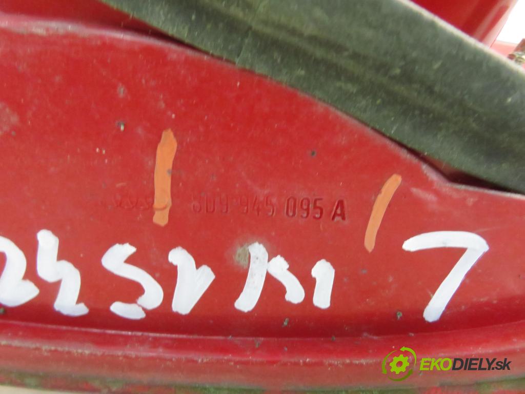 AUDI A4 Avant (8D5, B5) KOMBI 1997 81,00 1.9 TDI - AFN 1896,00 Svetlo ľavé zadné 8D9945095A