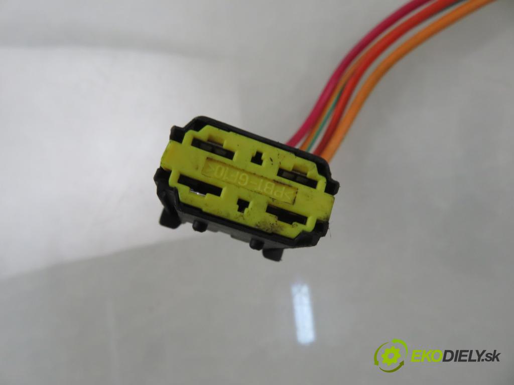 RENAULT SCENIC I (JA0/1_) CROSSOVER 2001 102,00 2.0 16V RX4 139 - F4R 744 1998,00 spinačka  (Spínacia skrinka)