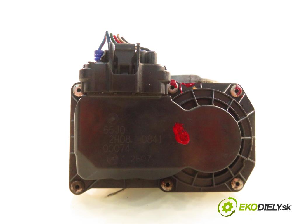 SUZUKI GRAND VITARA II (JT, TE, TD) SUV 2006 103,00 2.0 140 (JB420W) - J20A 1995,00 Škrtiaca klapka  (Škrtiaca klapka)