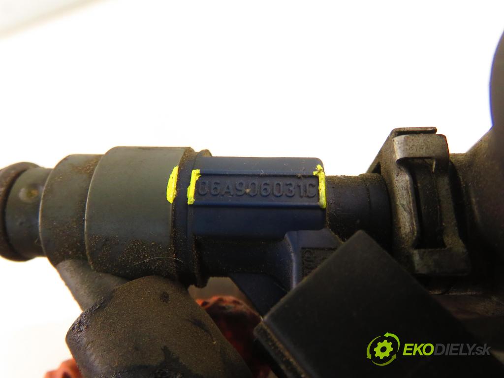 VW SHARAN (7M8, 7M9, 7M6) MINIVAN 2000 85,00 2 - ATM 1984,00 Lišta vstrekovacia 037133317N ; 06A906031C ; 0280155791 (Vstrekovacia lišta)