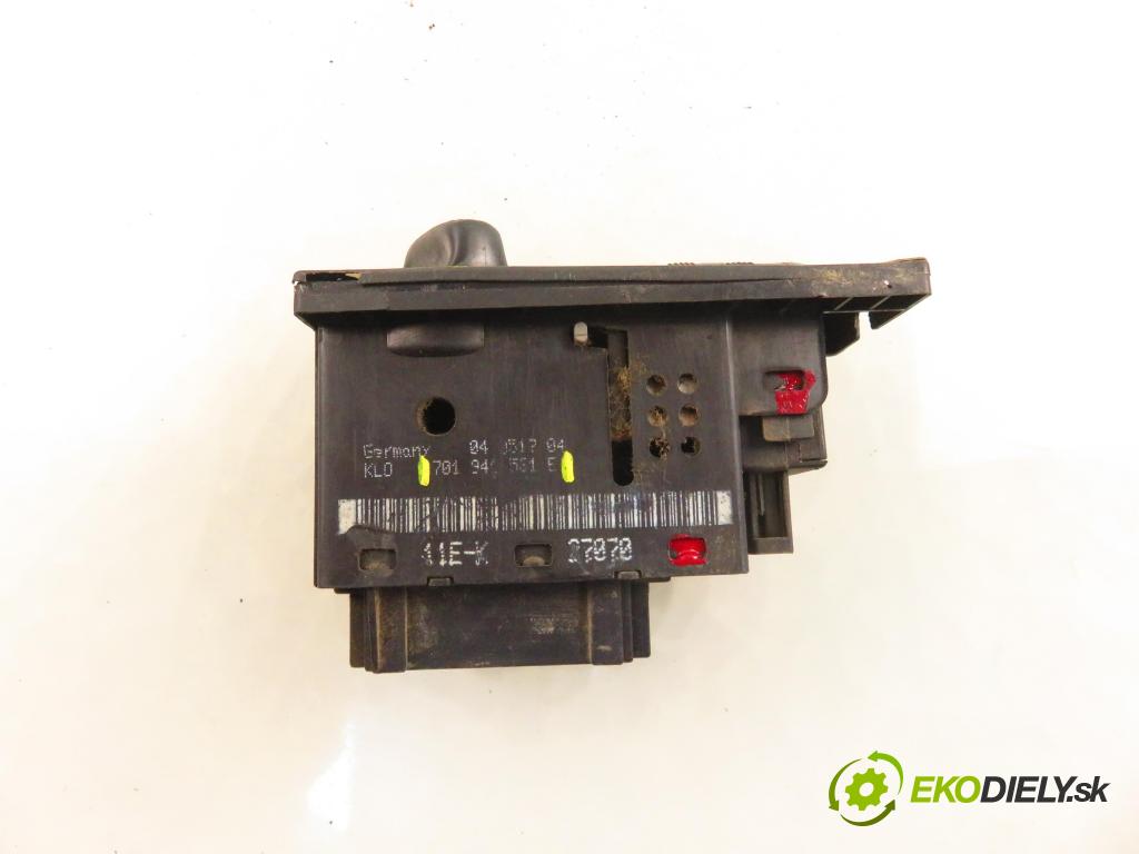 VW TRANSPORTER IV Platforma / podwozie (70E, 70L, 70M, 7DE, 7DL KABINA/PLATFORMA 1998 55,00 2.4 D - AJA 2370,00 prepínač svetlá 701941531E