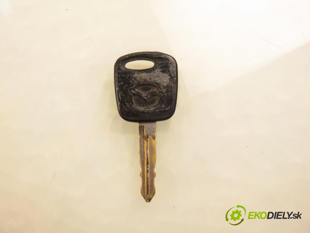 MAZDA TRIBUTE (EP) SUV 2001 0,00 3.0 V6 AWD - AJ 2967,00 spinačka / zámky