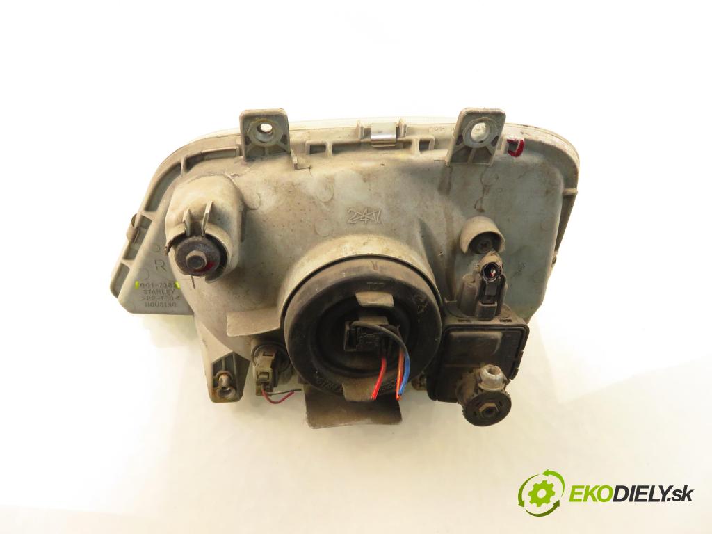 DAIHATSU TERIOS (J1_) SUV 2000 61,00 1.3 4WD (J100) - HC-EJ 1296,00 Svetlo PP 0017362