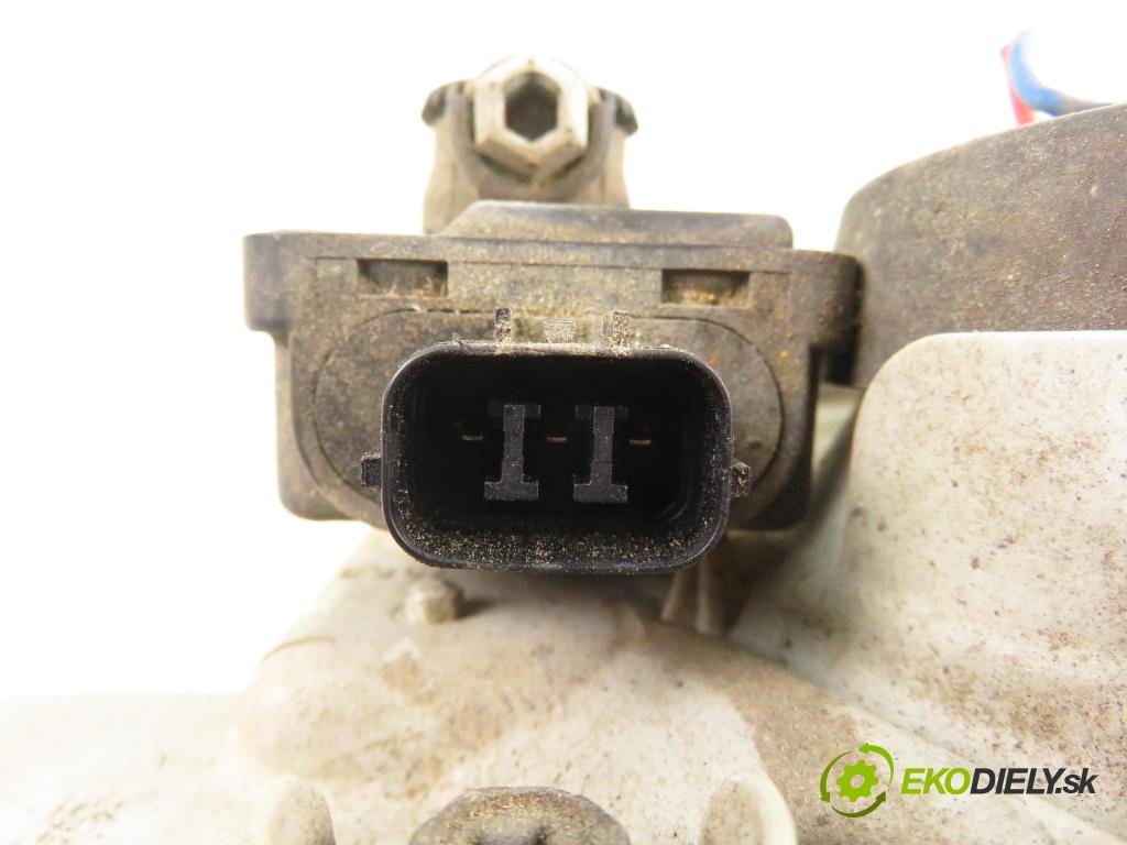 DAIHATSU TERIOS (J1_) SUV 2000 61,00 1.3 4WD (J100) - HC-EJ 1296,00 Svetlo PP 0017362