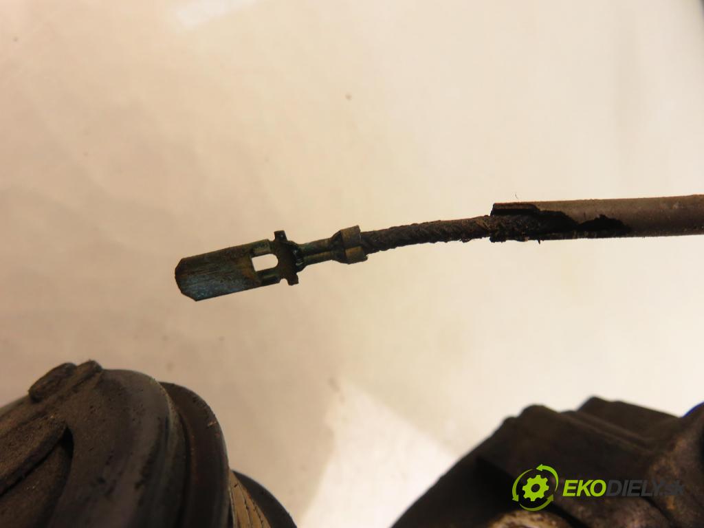 DAIHATSU TERIOS (J1_) SUV 2000 61,00 1.3 4WD (J100) - HC-EJ 1296,00 KOMPRESOR: klimatizace  (Kompresor klimatizace)