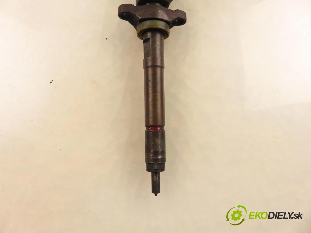 CITROEN C4 Grand Picasso I (UA_) MINIVAN 2007 80,00 1.6 HDi - 9HZ (DV6TED4) 1560,00 vstrekovač 0445110259 (Vstrekovač paliva)