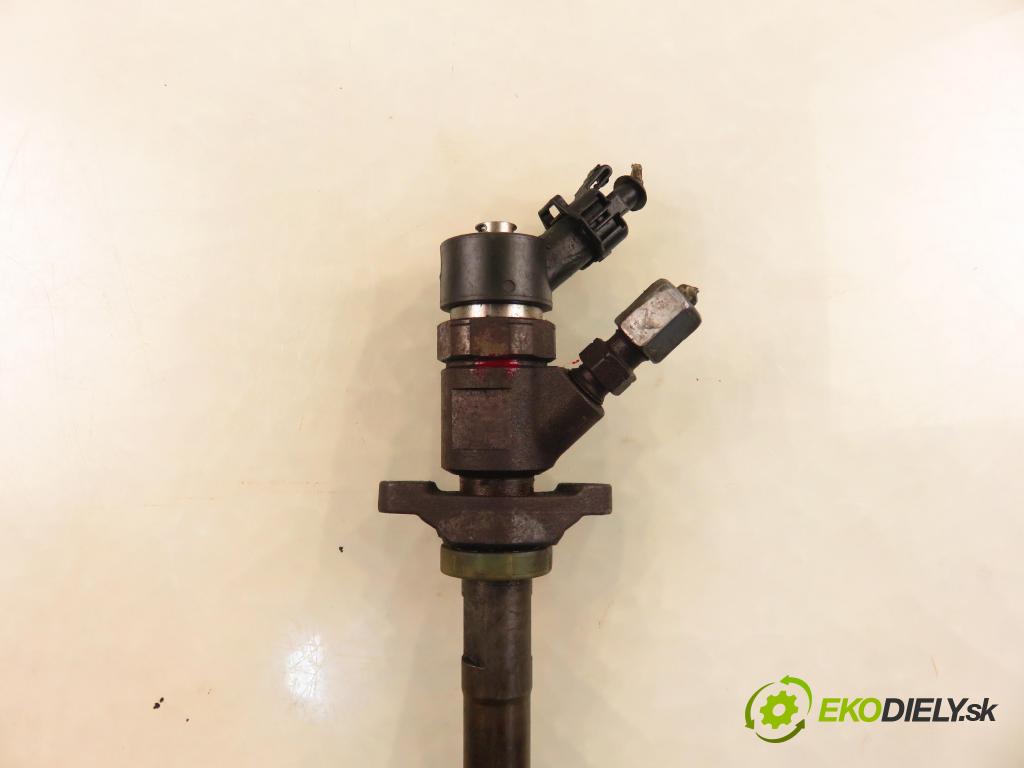 CITROEN C4 Grand Picasso I (UA_) MINIVAN 2007 80,00 1.6 HDi - 9HZ (DV6TED4) 1560,00 vstrekovač 0445110259 (Vstrekovač paliva)