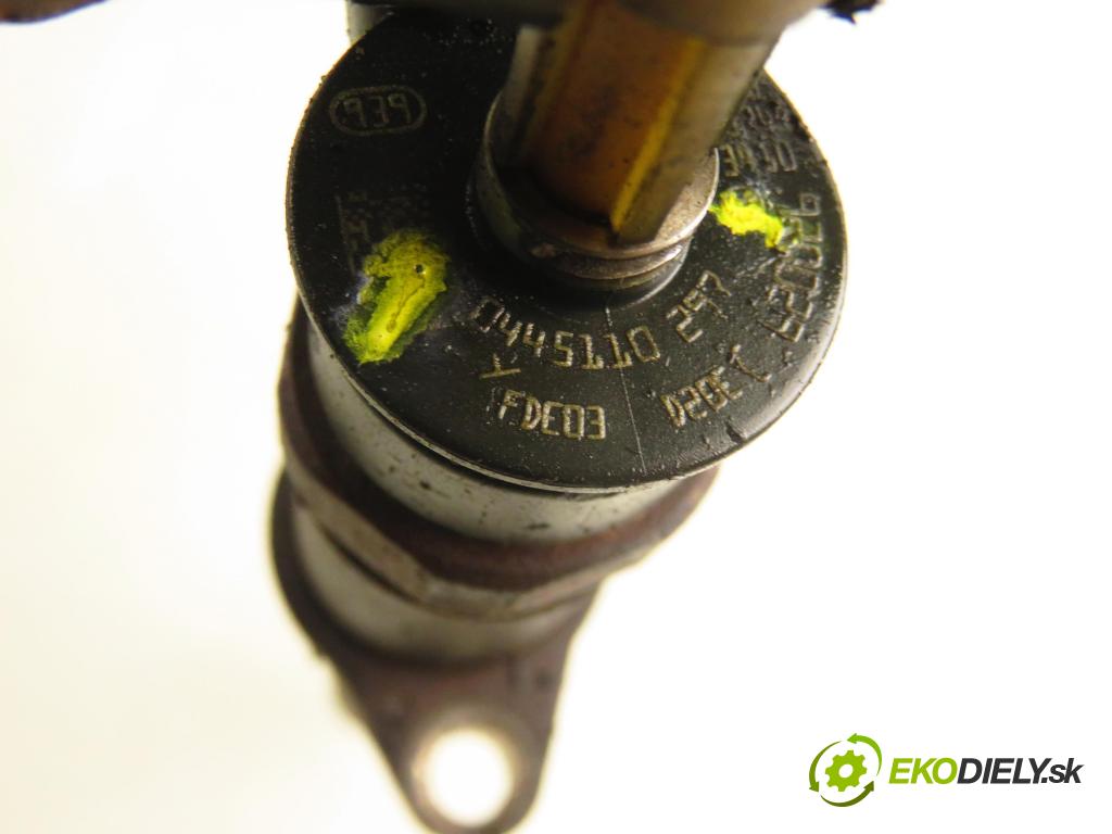 PEUGEOT 407 (6D_) SEDAN 2008 80,00 1.6 HDi 110 - 9HZ (DV6TED4) 1560,00 vstřikovač 0445110297 (Vstřikovač paliva)