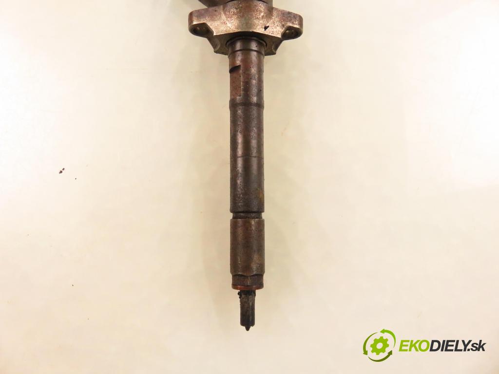 PEUGEOT 407 (6D_) SEDAN 2008 80,00 1.6 HDi 110 - 9HZ (DV6TED4) 1560,00 vstřikovač 0445110297 (Vstřikovač paliva)