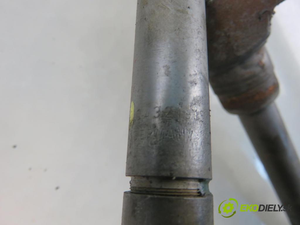 BMW 5 (E39) SEDAN 2001 100,00 520 d 136 - M47 D20 (204D1) 1951,00 vstřikovací ventily 0432191527 ; 0432191528 (Vstřikovací ventil)