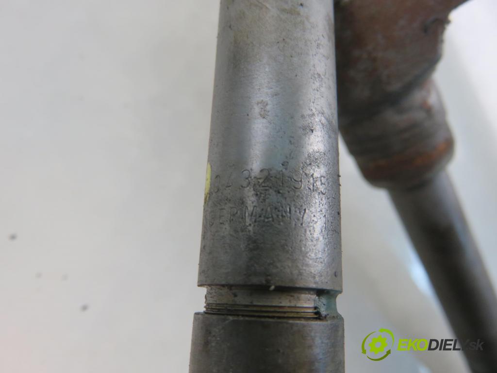 BMW 5 (E39) SEDAN 2001 100,00 520 d 136 - M47 D20 (204D1) 1951,00 vstřikovací ventily 0432191527 ; 0432191528 (Vstřikovací ventil)