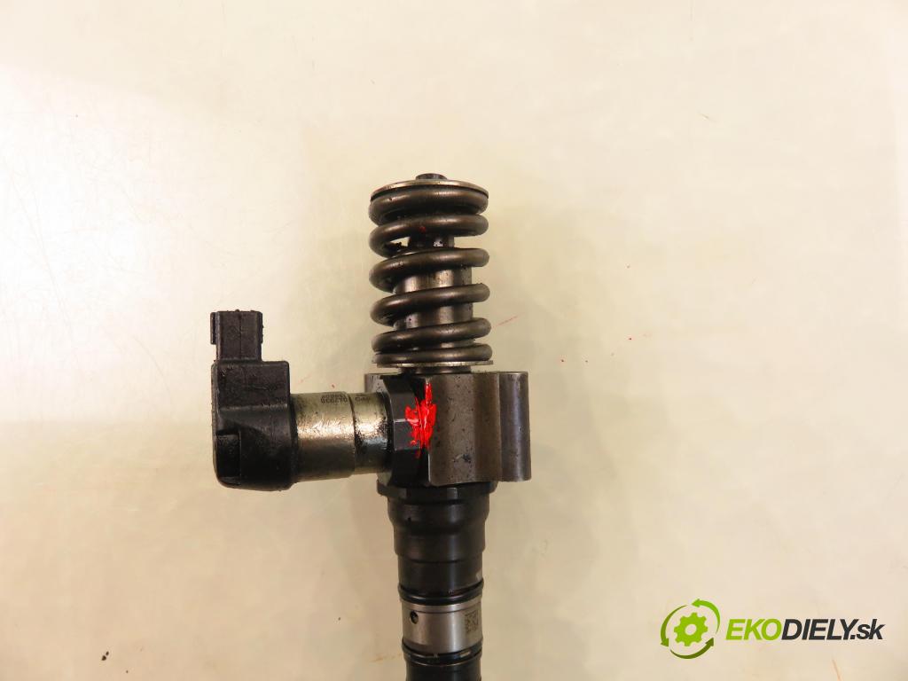 VW PASSAT B6 (3C2) SEDAN 2006 88,00 2.0 TDI - BWV 1968,00 vstříkovač 03G130073S (Vstřikovač paliva)