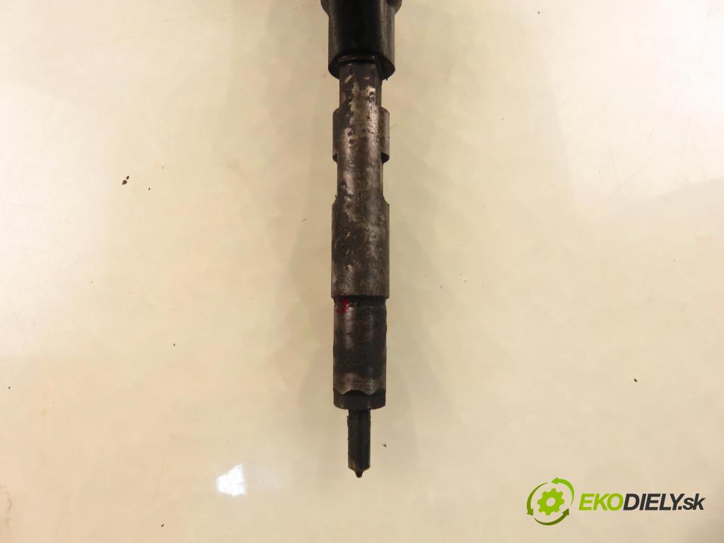 CHRYSLER VOYAGER IV (RG, RS) MINIVAN 2002 105,00 2.5 CRD 143 - ENJ 2499,00 vstřikovač 0445110059 (Vstřikovač paliva)