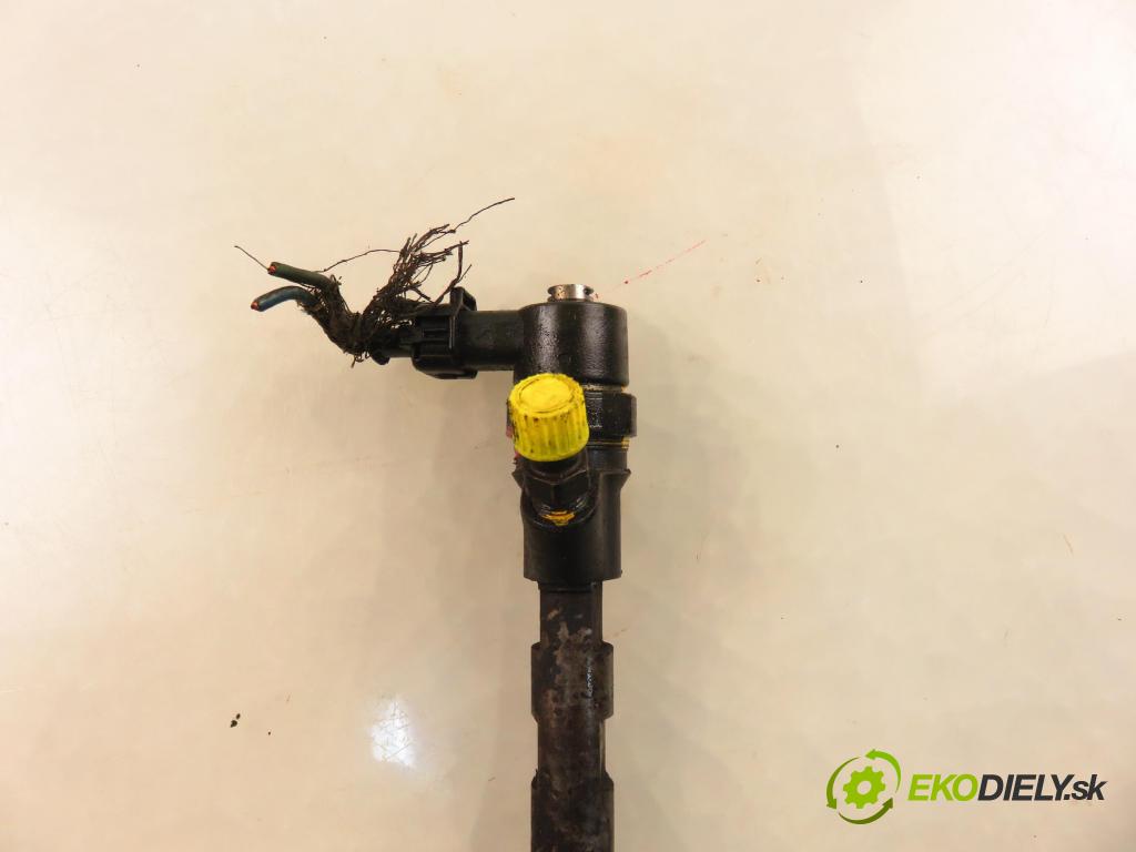 CHRYSLER VOYAGER IV (RG, RS) MINIVAN 2002 105,00 2.5 CRD 143 - ENJ 2499,00 vstřikovač 0445110059 (Vstřikovač paliva)