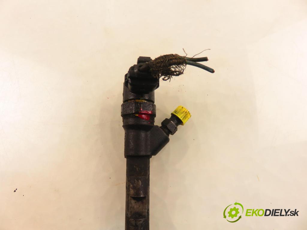 CHRYSLER VOYAGER IV (RG, RS) MINIVAN 2002 105,00 2.5 CRD 143 - ENJ 2499,00 vstřikovač 0445110059 (Vstřikovač paliva)