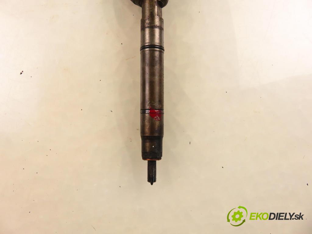 HYUNDAI i30 Kombi (FD) KOMBI 2010 85,00 1.6 CRDi 116 - D4FB 1582,00 vstrekovač 0445110320 ; 338002A900 (Vstrekovač paliva)