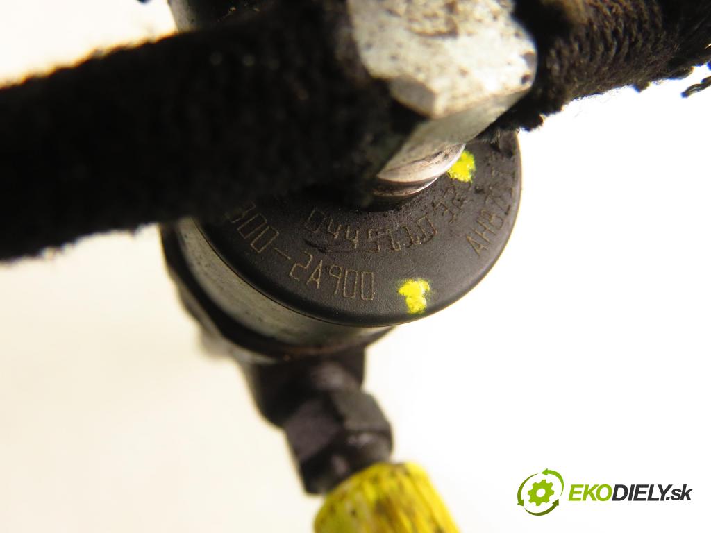 HYUNDAI i30 Kombi (FD) KOMBI 2010 85,00 1.6 CRDi 116 - D4FB 1582,00 vstrekovač 0445110320 ; 338002A900 (Vstrekovač paliva)