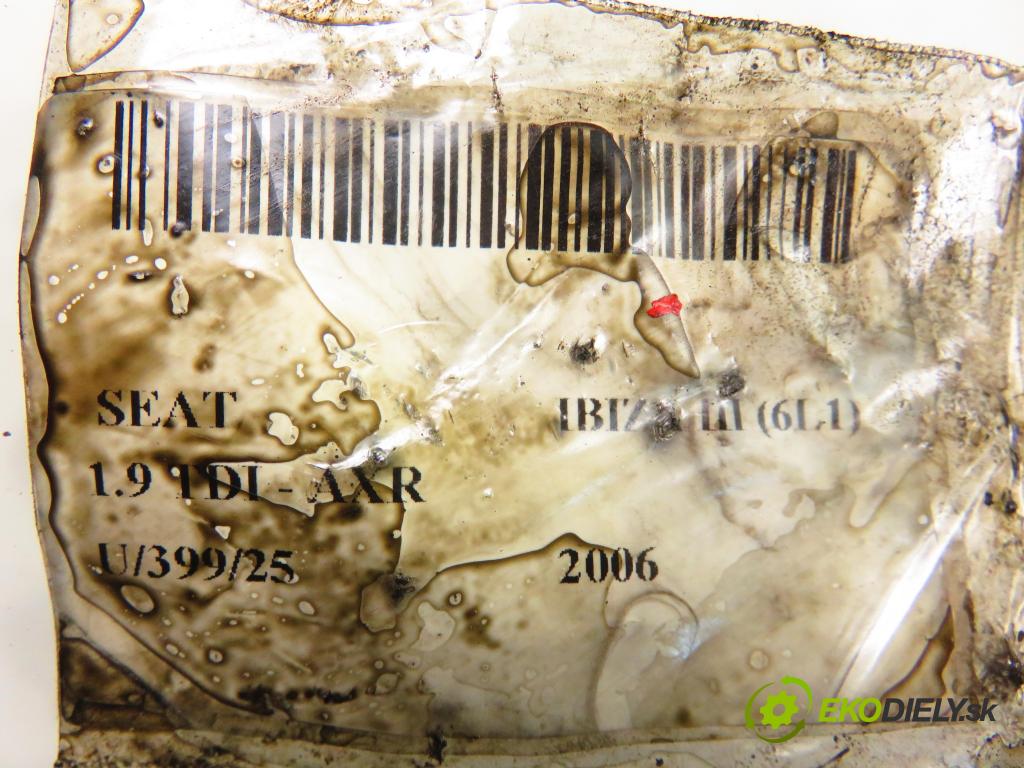 SEAT IBIZA III (6L1) HB 2006 74,00 1.9 TDI - AXR 1896,00 Vstrekovač 038130073AG (Vstrekovač paliva)